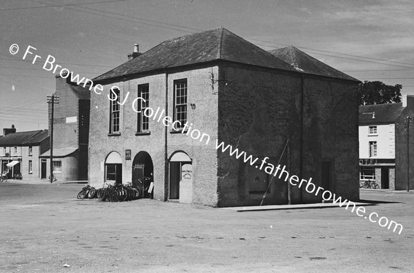 MARKET HOUSE WITH MRS KENNEDY CARETAKERS FOR 40 YEARS